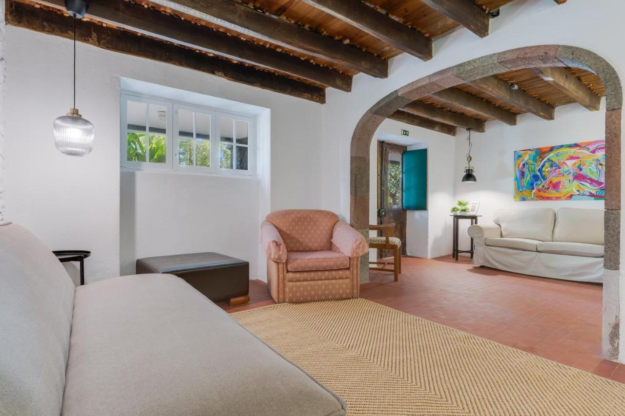 Casa Estufa 25 Holiday home